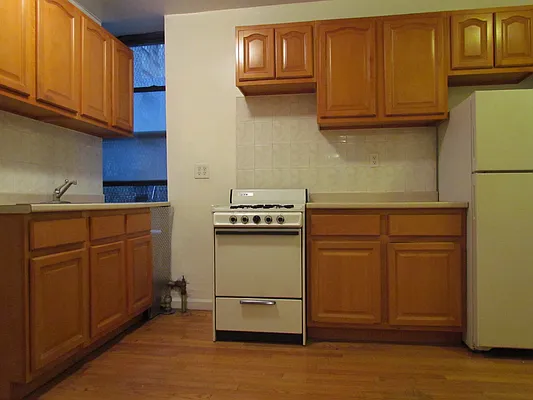 Rented by Landmark Real Estate | media 27