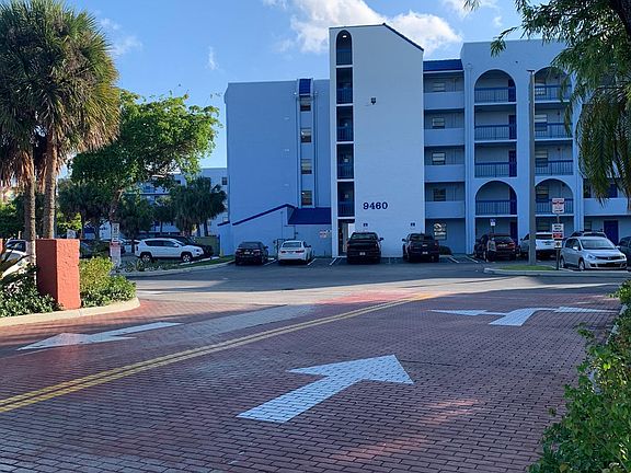 2nd image of 9460 Fontainebleau Blvd APT 428