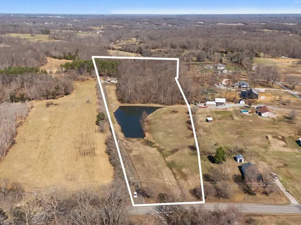 1231 Abiff Rd, Bon Aqua, TN 37025