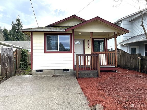 2nd image of 507 W Wyandotte Avenue