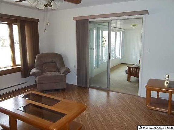 2nd image of 1225 Argyll Circle #A