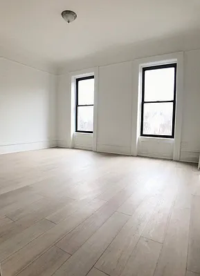 Rented by Bohemia Realty Group | media 14