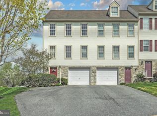 1032 Hearthridge Ln, York, PA