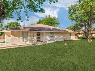 2257 Bolden Rd, Irving, TX 75060