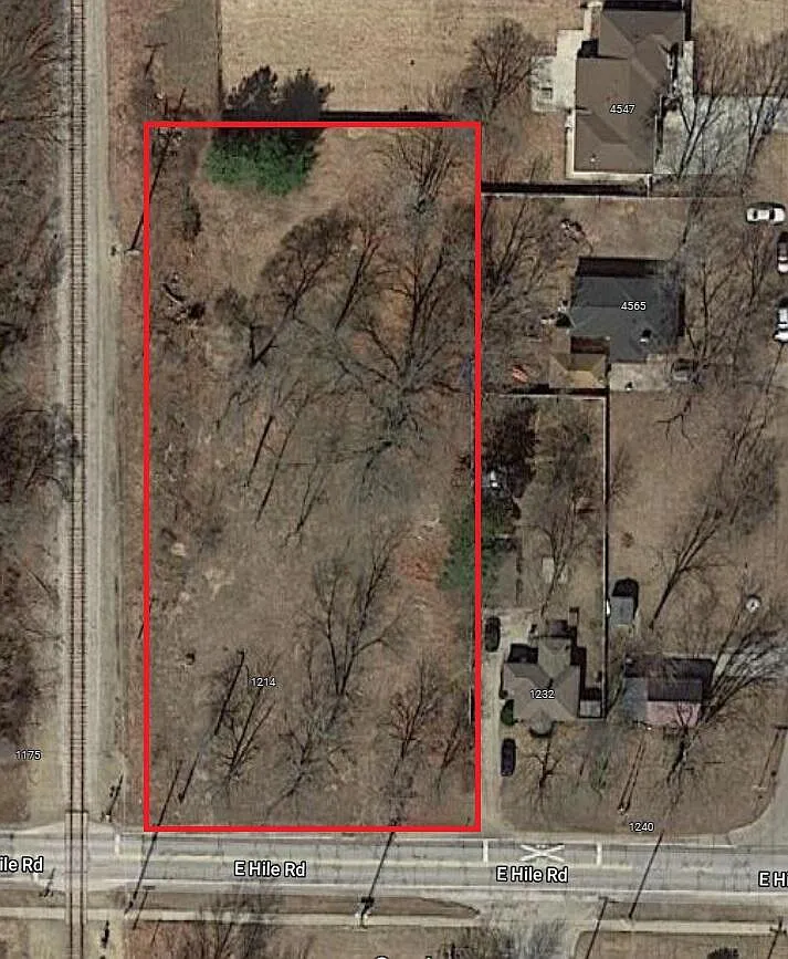 1214 E Hile Rd photo 1