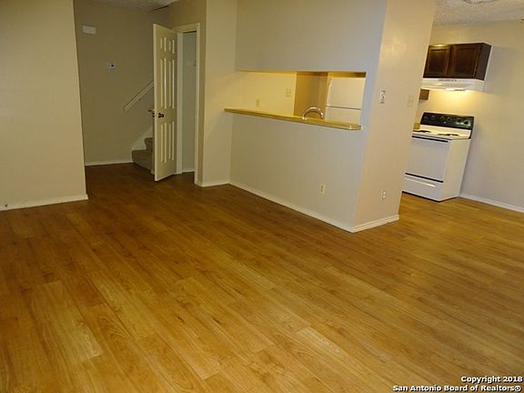 5th image of 11603 Capotillo APT 4
