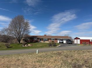 263 Indian Valley Post Office Rd NW, Willis, VA 24380