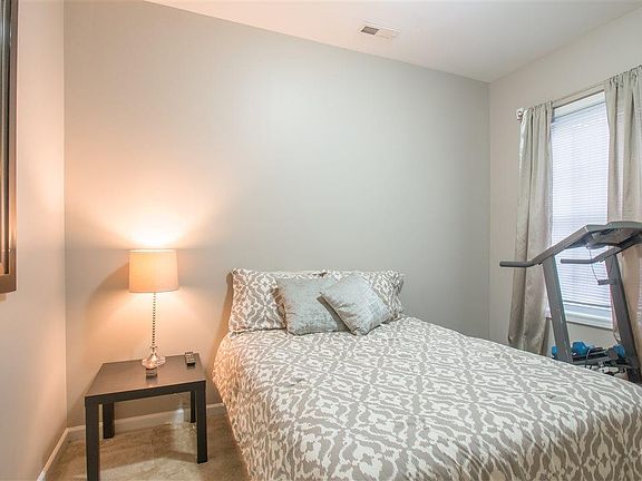 4th image of 650 Ganyard Farm Way Unit 7