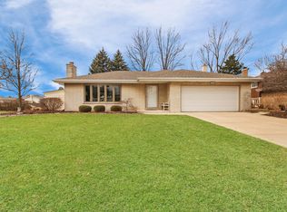 7955 W Ponderosa Ct, Orland Park, IL