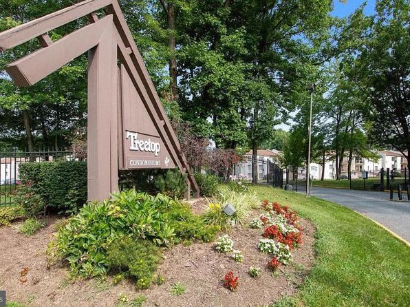 10133 Prince Pl APT 102