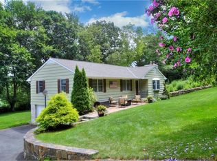 11 Valley View Rd, Trumbull, CT 06611