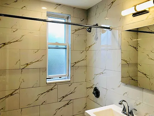 Rented by BLUE SHARK REALTY GROUP INC | media 8