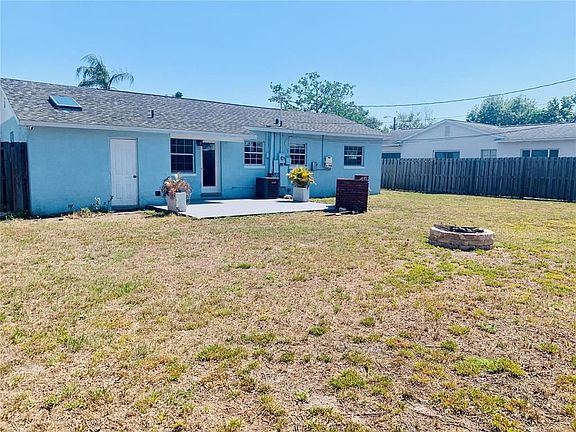 4th image of 6427 17th Ave N