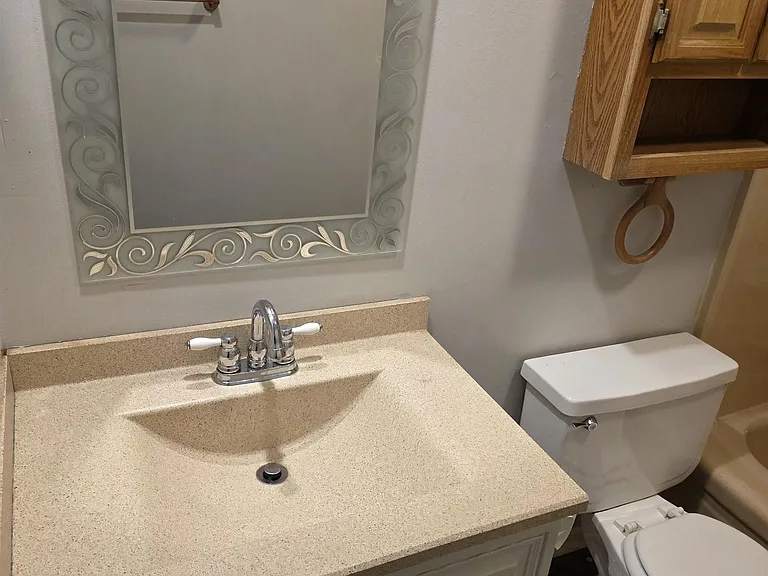 21 Brookway Ln — Photo 8