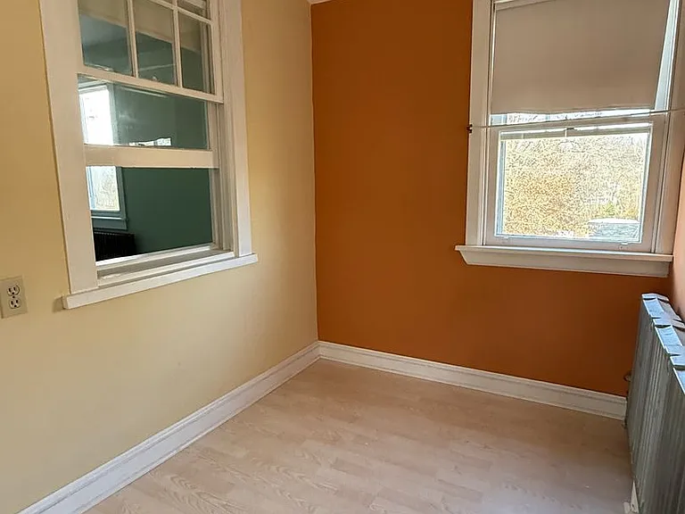 815 Grosstown Rd — Photo 3