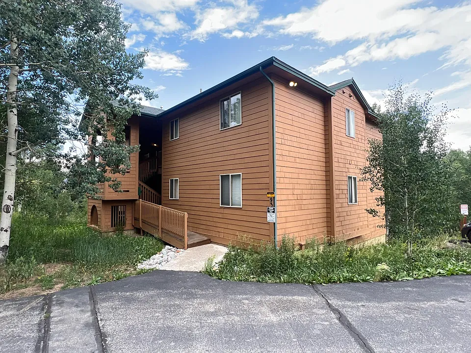 93 Ryan Gulch Ct #C