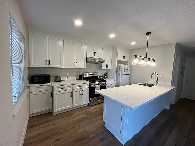 1819 Addison St #1 — Photo 1