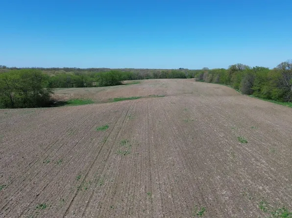 Vale Blvd, Floris, IA 52560