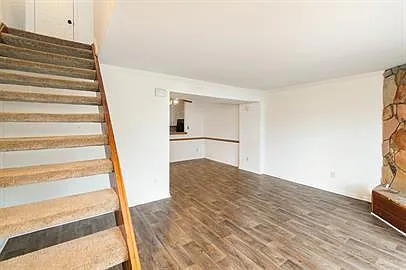 1252 W Ocean View Ave — Photo 13