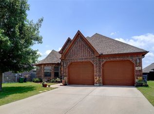 62 Kramer Ln, Sanger, TX 76266