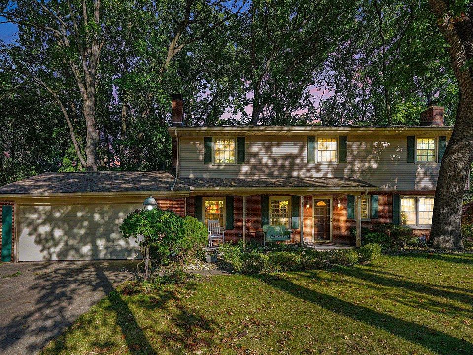 1st image of 1542 Springbrook Dr