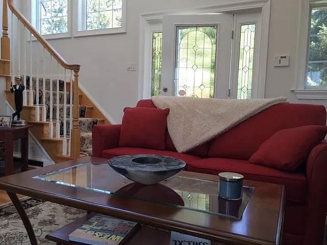 319 Aetna Dr — Photo 3
