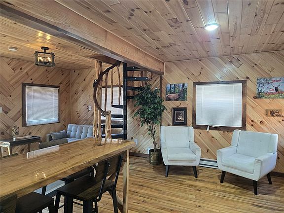 5th image of 389 Winslow Hill Rd