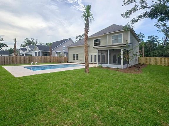 3rd image of 151 Harrington Ln