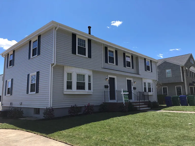 286 Lagrange St — Photo 15