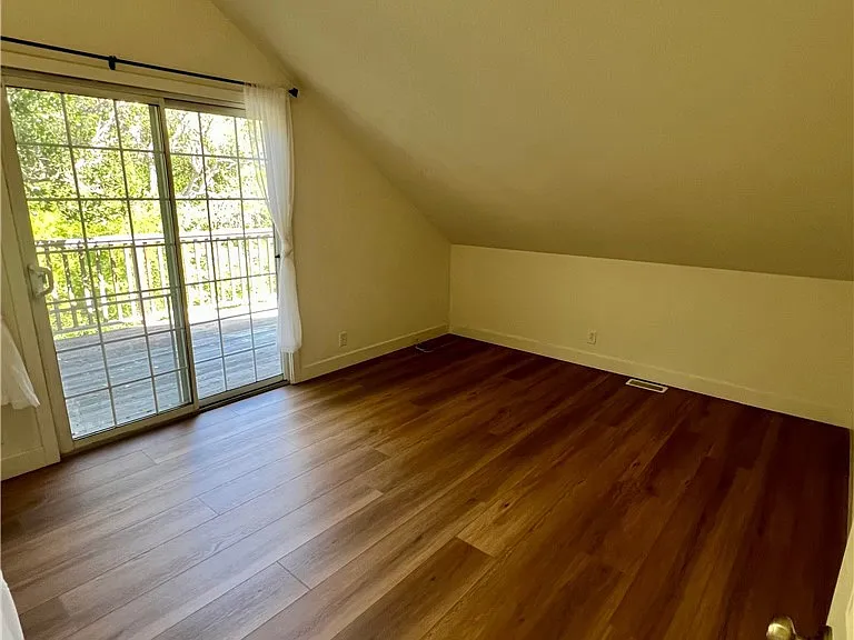 1530 Emerson Rd — Photo 35
