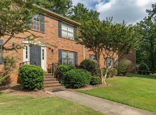 2202 Montreat Cir APT B, Vestavia Hills, AL 35216