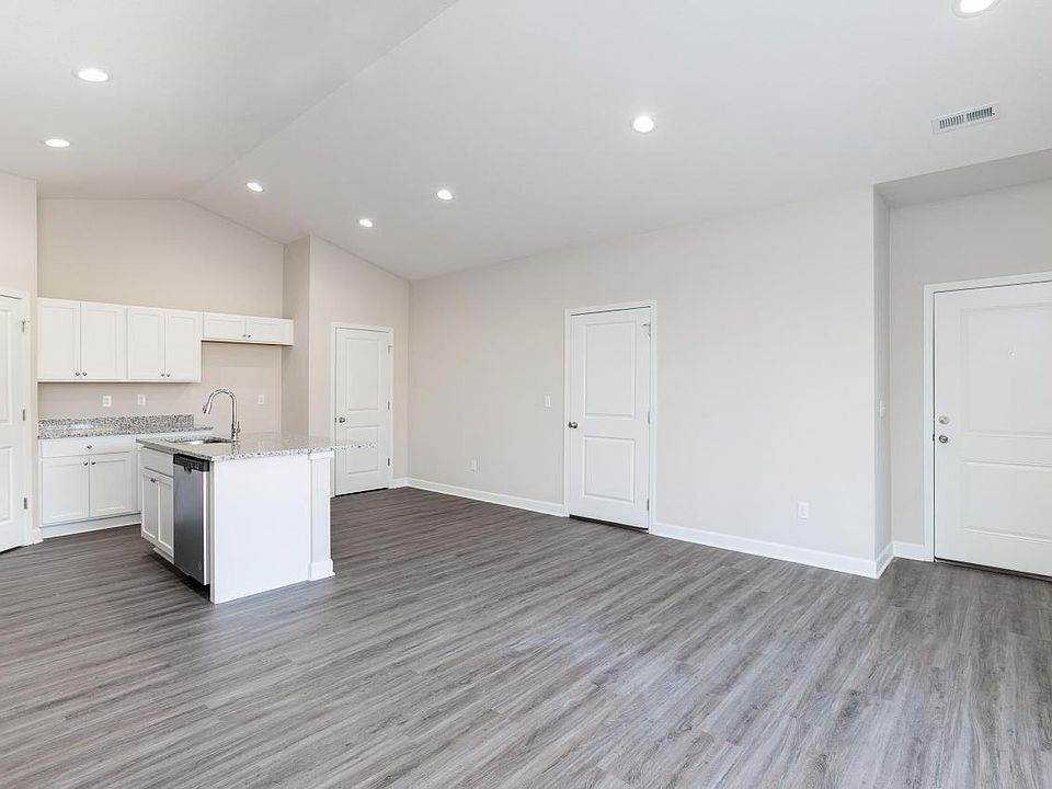 12033 W Shadow Lakes St, Wichita, KS 67205 Zillow