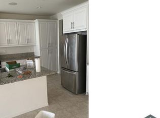 34501 Citrine Dr, Murrieta, CA 92563