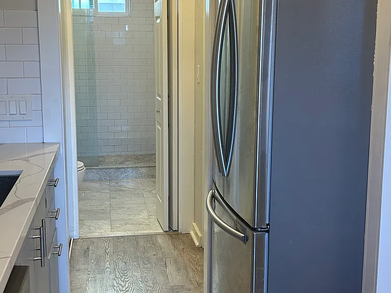 832 Hilldale Ave #1/2 — Photo 3