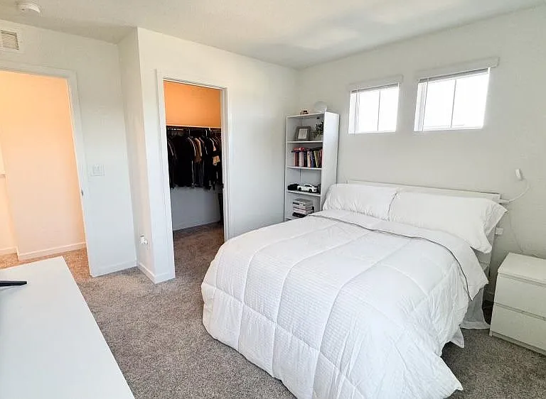 17934 Galapagos St — Photo 14