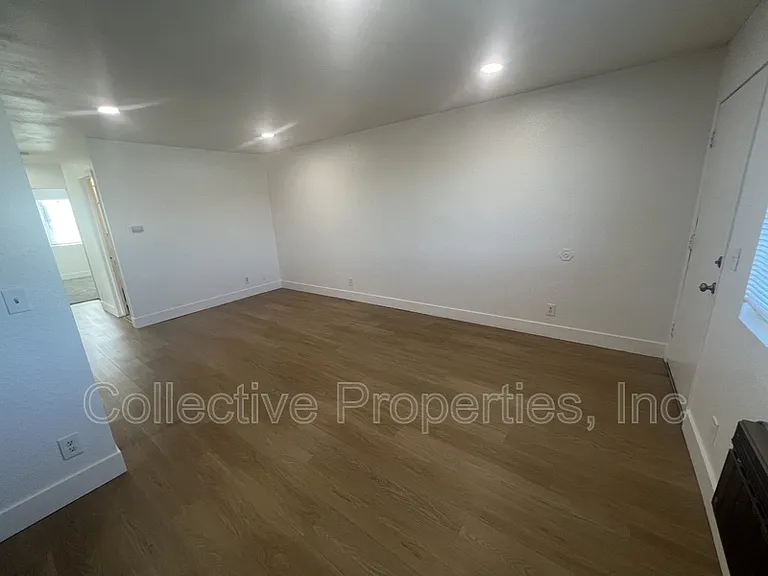 3965 Logan Ave #3 — Photo 7