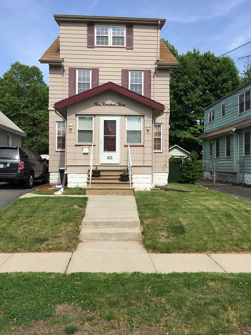403 Harrison Ave photo 1