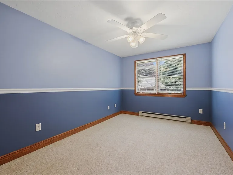 21 Janet Cir #2 — Photo 27