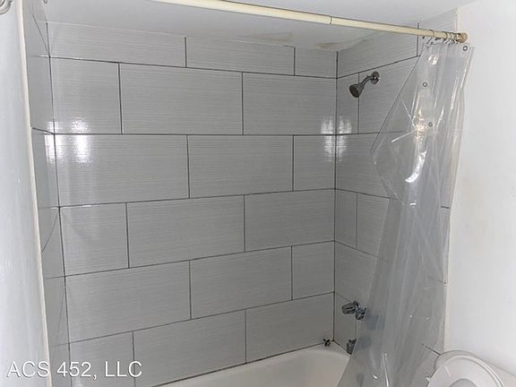 4th image of 452 SW 4th Ave #8928634