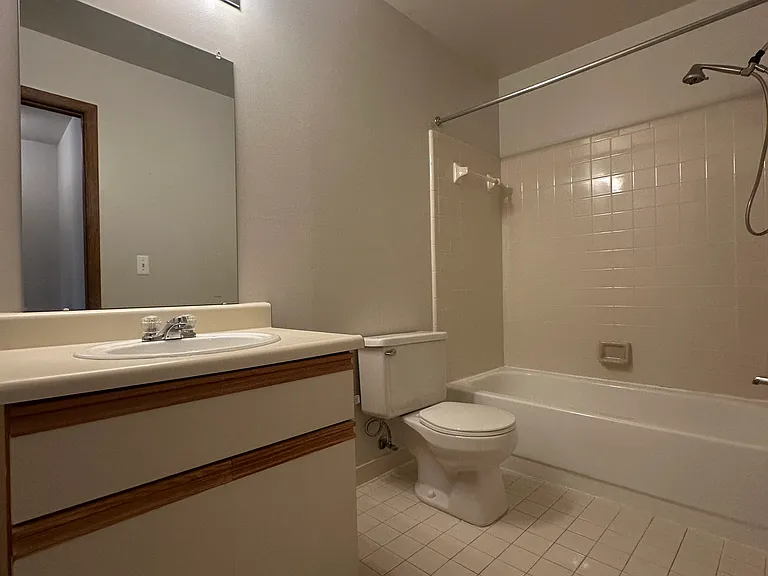 33621 Utica Rd #16 — Photo 14