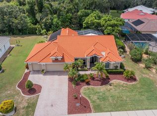 2105 New Bedford Dr, Sun City Center, FL 33573