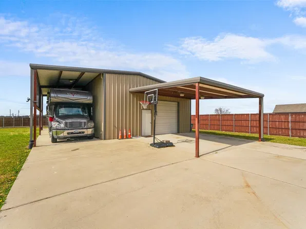 101 Paddock Ln, Rockwall, TX 75032