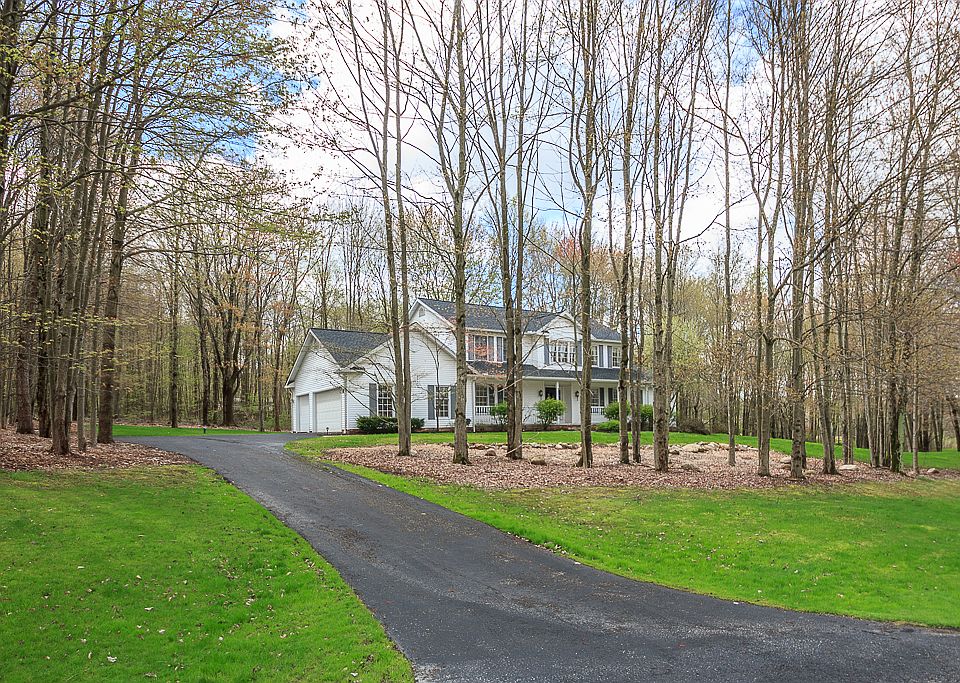 2nd image of 11441 Robin Wood Ln