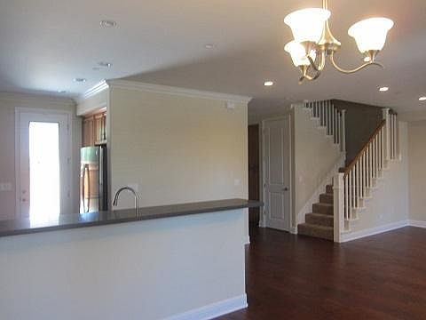 3rd image of 55 Tennant Ave