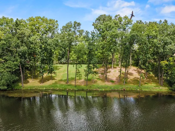 850 W 400th Rd N, Angola, IN 46703