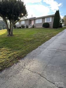 450 Case Cove Rd #85, Candler, NC, 28715