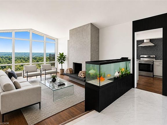 4th image of 50 Oak Ave