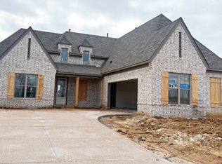 295 Valleyview Ln, Oakland, TN 38060