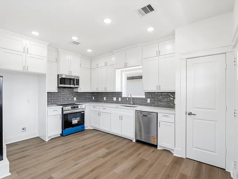 230 S Y St — Photo 5