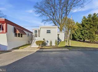1205 Farrell Ave TRLR 5, Cherry Hill, NJ 08002
